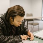 Mikroprzerwy, wielkie efekty: jak robić przerwy, które naprawdę regenerują i przyspieszają naukę